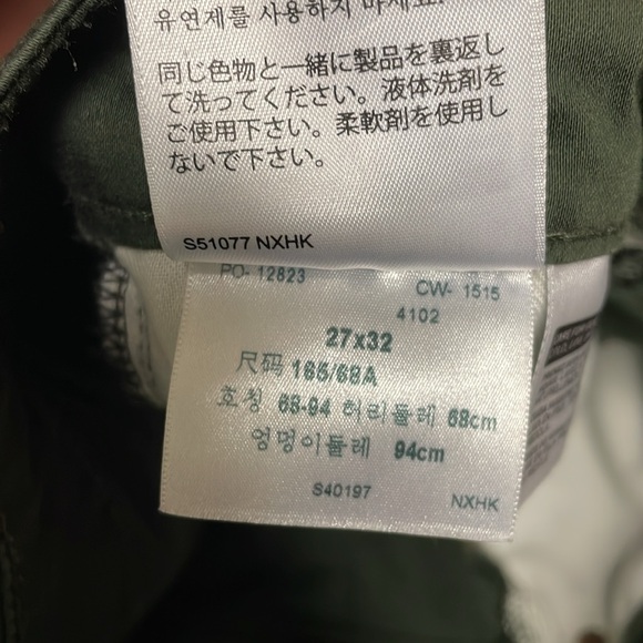 Levi’s high rise slim leg Stetchy pants - Picture 4 of 7